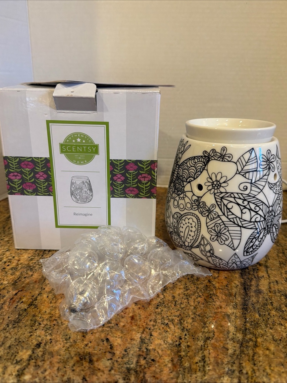 Retired Scentsy Warmer Reimagine Flowers/Butterflies DIY Adult Coloring NEW